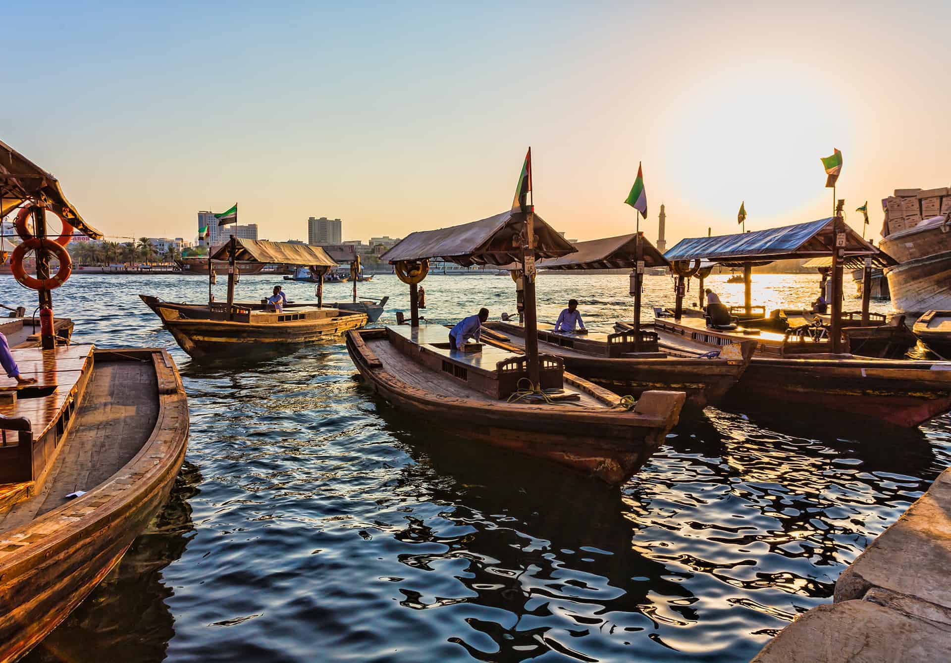 diner bateau abra dubai diner bateau abra dubai