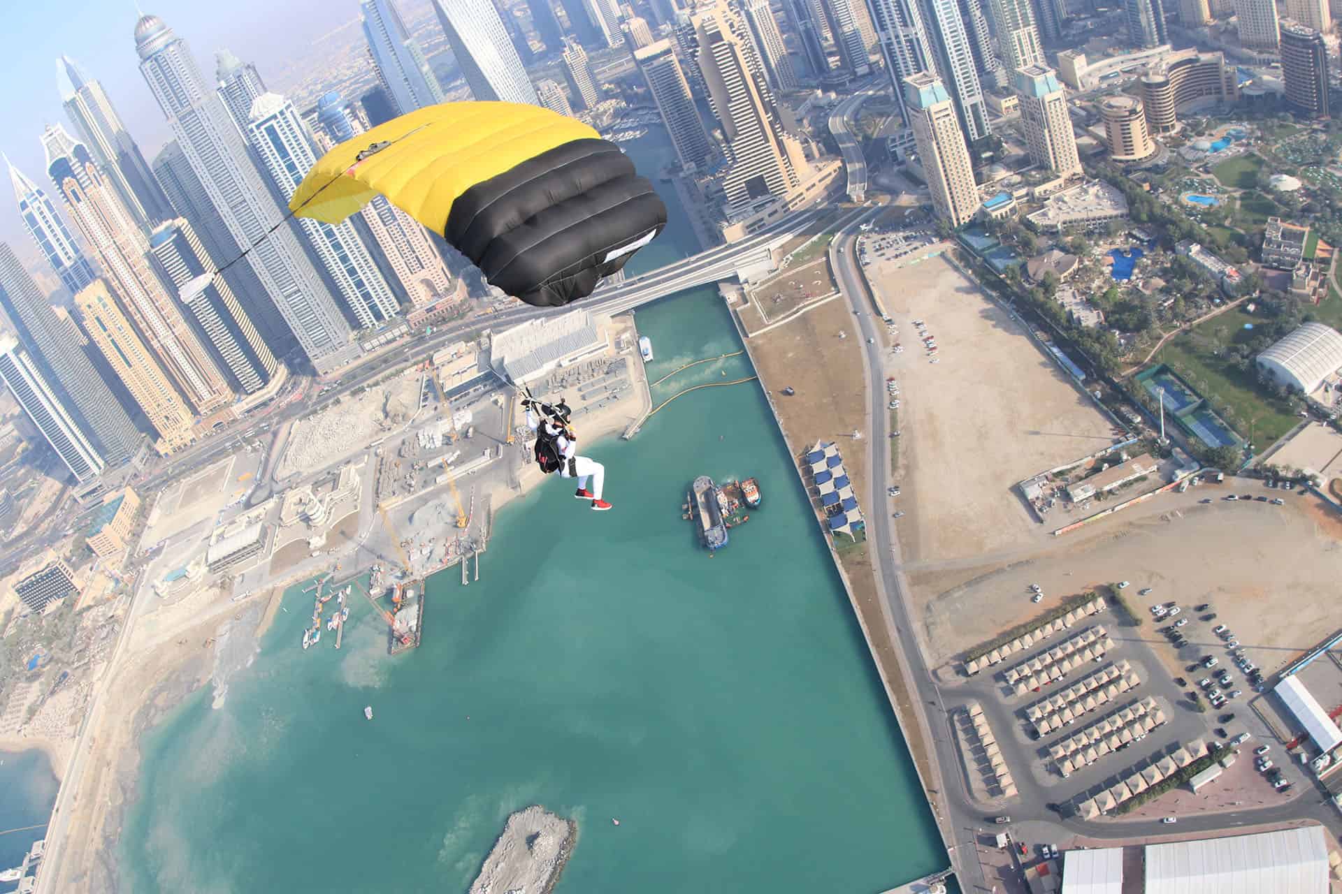 parachute dubai parachute dubai