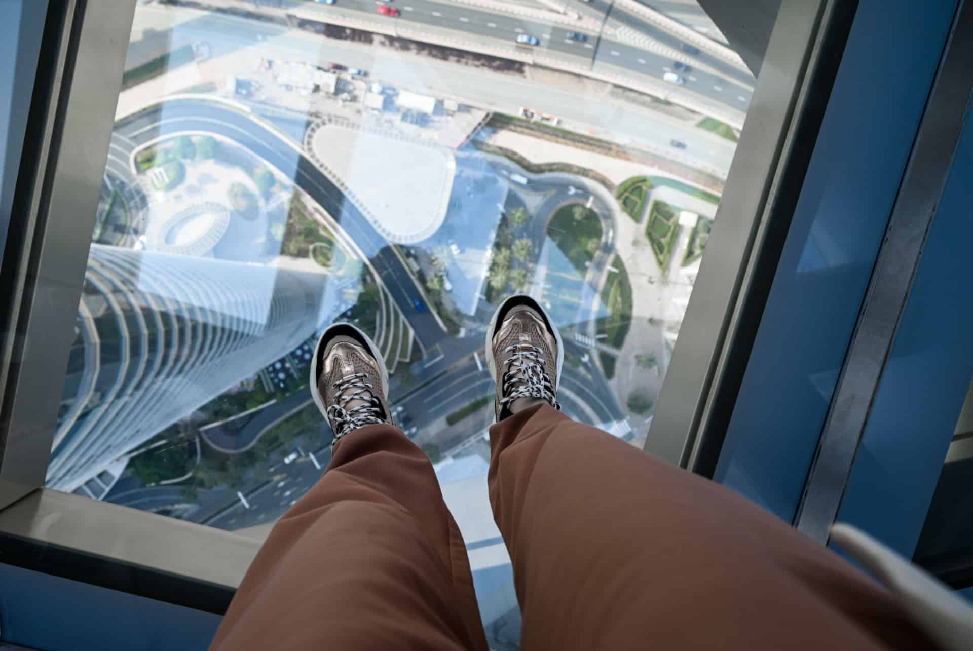 burj khalifa glass floor burj khalifa glass floor