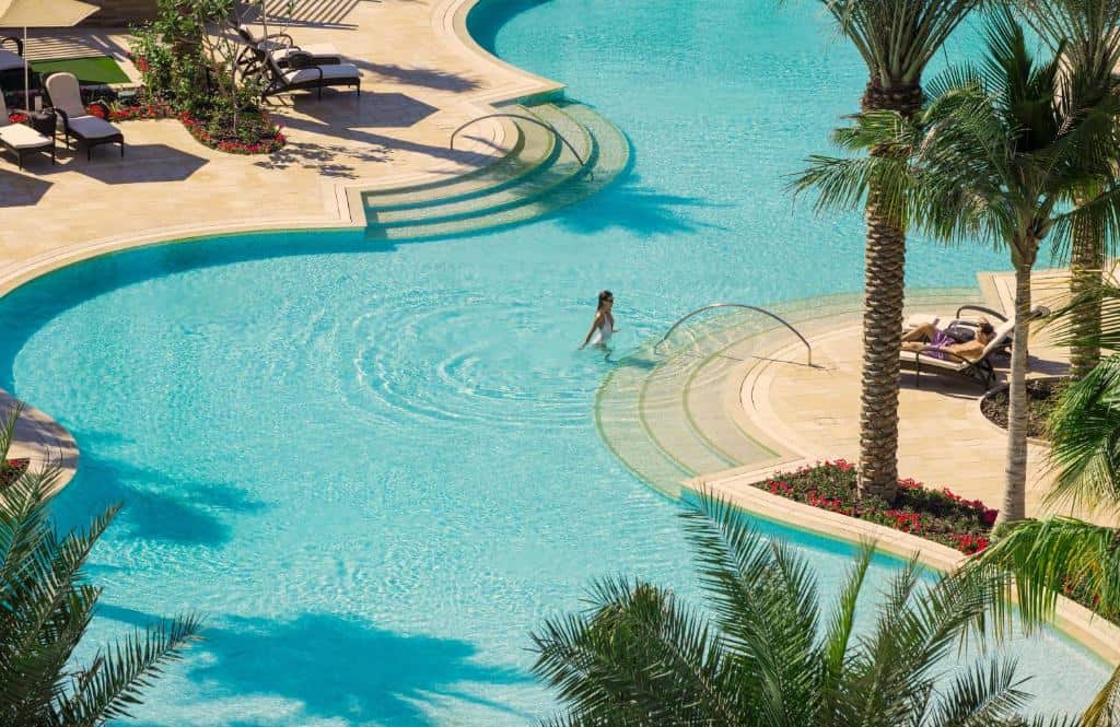 four seasons hotel piscine dubai four seasons hotel piscine dubai