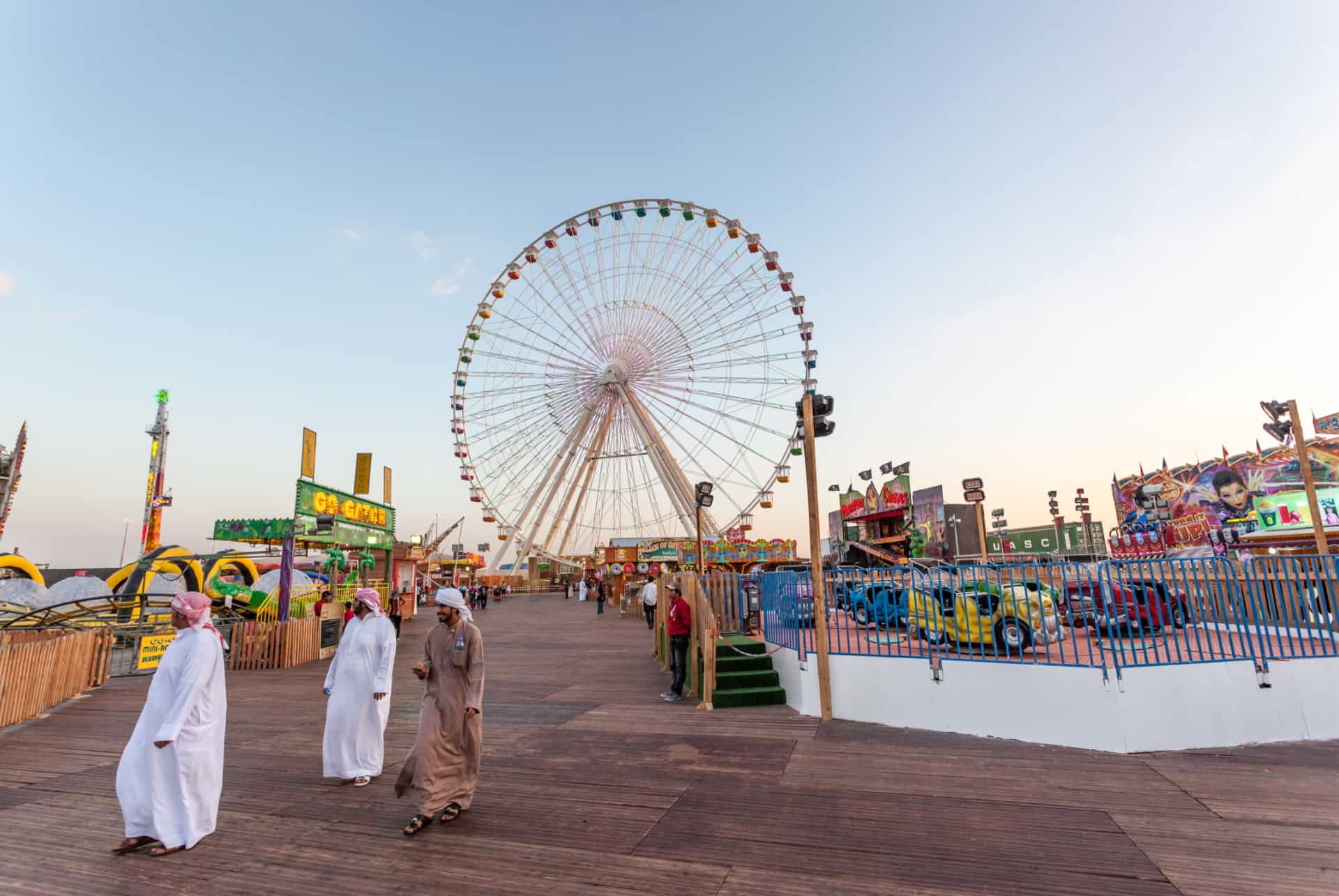 fete forraine dubai global village fete forraine dubai global village