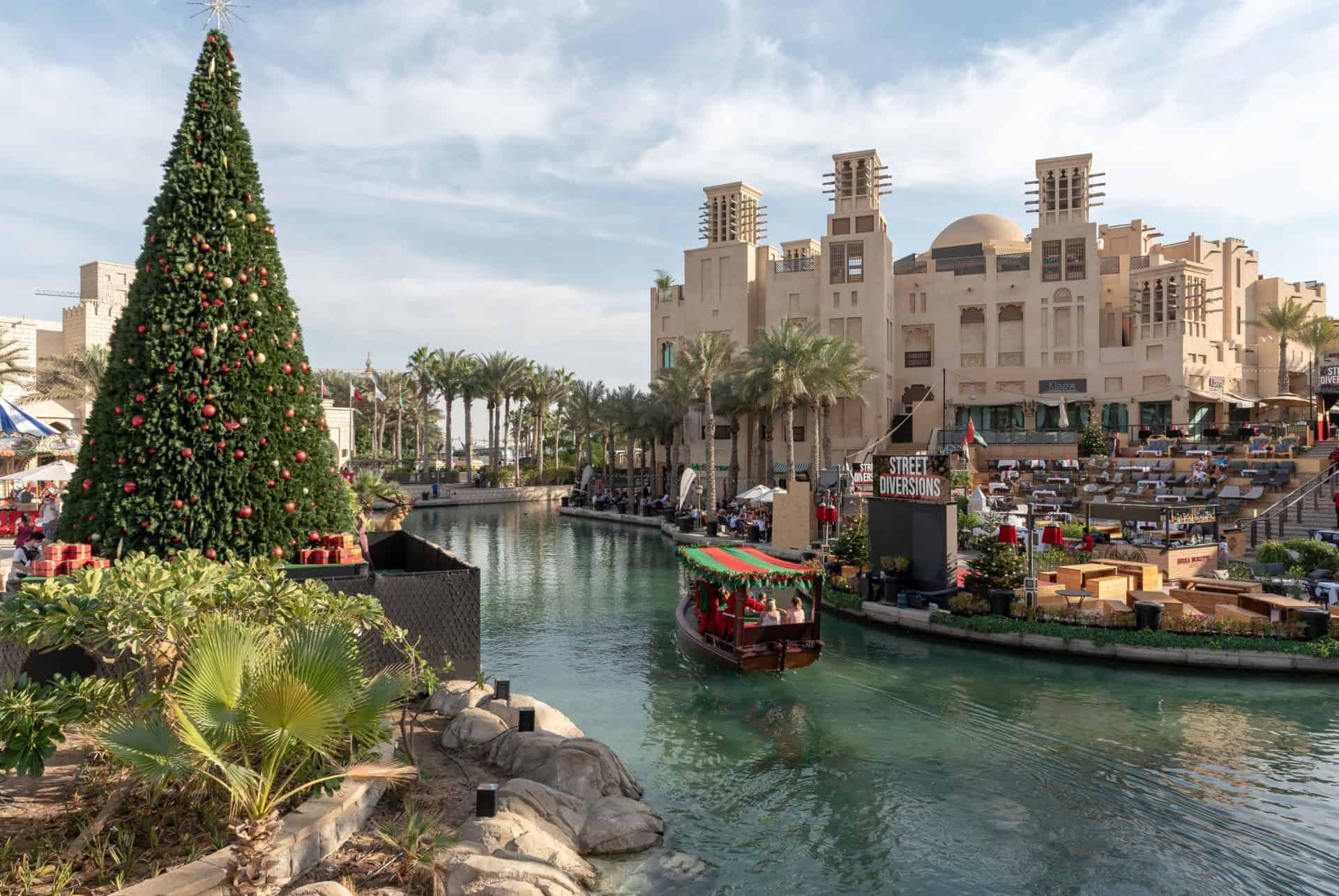 souk medinat jumeirah marche de noel souk medinat jumeirah marche de noel