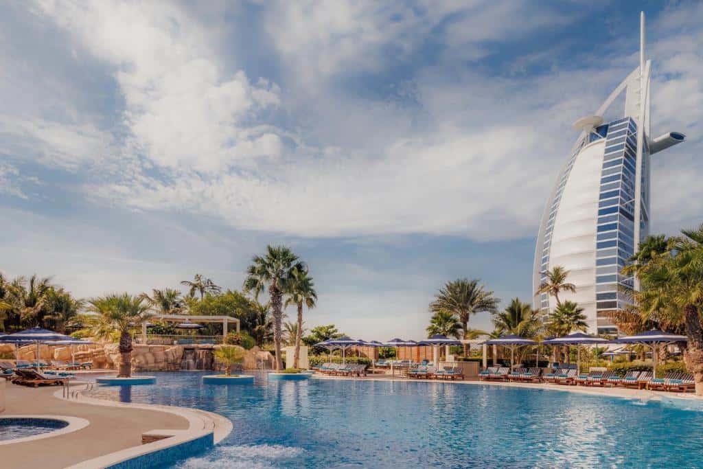 jumeirah beach hotel dubai jumeirah beach hotel dubai